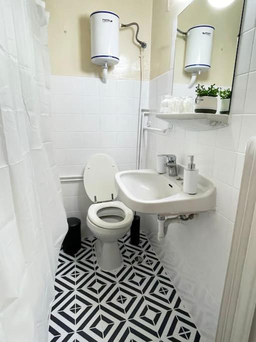 Cute And Quiet Apartment In The Center Of Ateny Zewnętrze zdjęcie